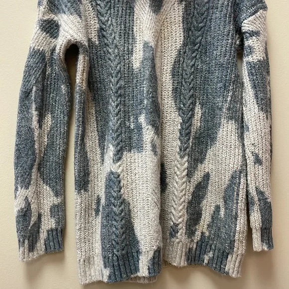 Pilcro Spotted Turtleneck Sweater From Anthropologie!!🔥🔥🔥 - Picture 7 of 16